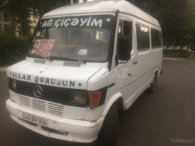 Mercedes 208 D 1989, 650,000 km - 2.3 l - Ağdaş