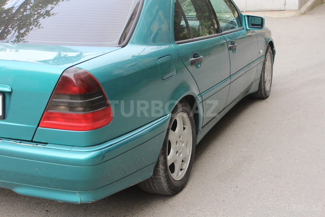 Mercedes C 180 1998, 210,000 km - 1.8 l - Bakı
