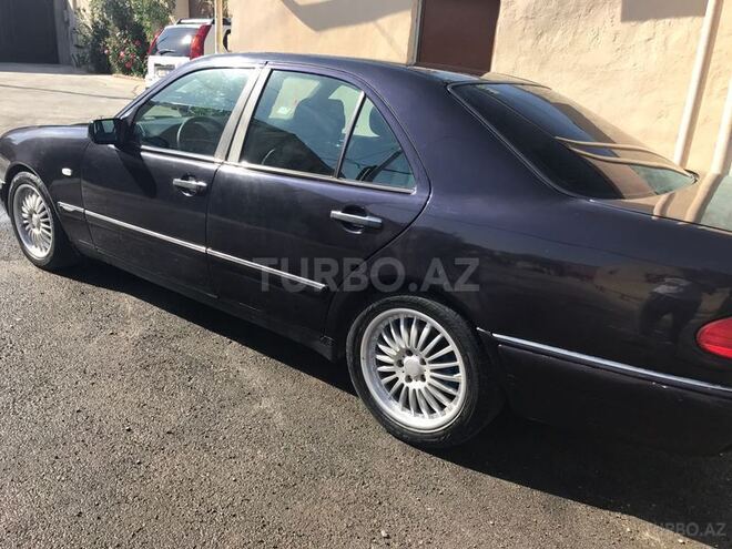 Mercedes E 320 1996, 240,000 km - 3.2 l - Bakı