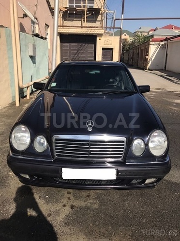 Mercedes E 320 1996, 240,000 km - 3.2 l - Bakı