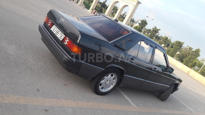 Mercedes 190 1991, 109 km - 0.2 l - Bərdə
