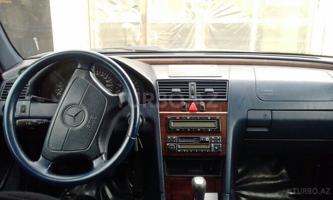 Mercedes C 200 1997, 320,000 km - 2.0 l - Sumqayıt