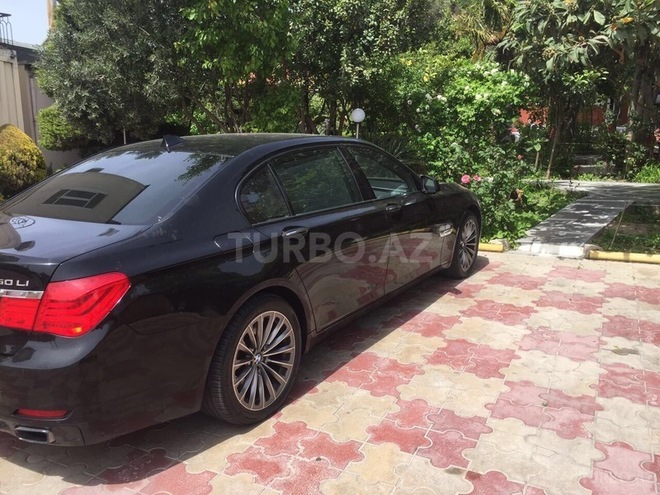 BMW 750 2011, 118,000 km - 4.4 л - Bakı