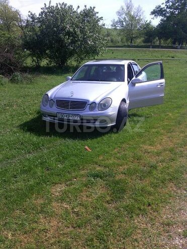 Mercedes E 280 2005, 170,000 km - 3.0 l - Şamaxı