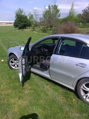 Mercedes E 280 2005, 170,000 km - 3.0 l - Şamaxı