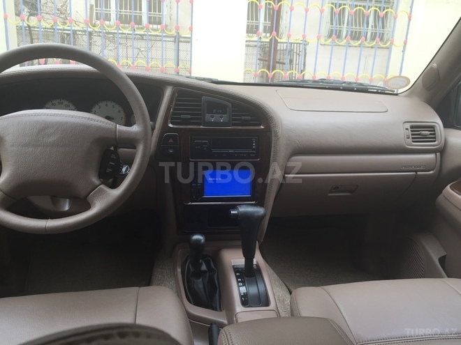 Nissan Pathfinder 2001, 229,000 km - 3.3 l - Bakı