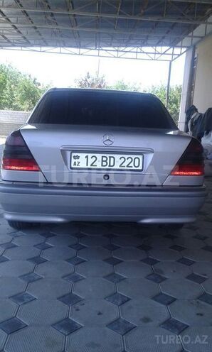 Mercedes C 180 1999, 225,000 km - 1.8 l - Biləsuvar