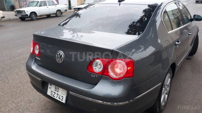 Volkswagen Passat 2005, 161,000 km - 1.8 л - Qazax