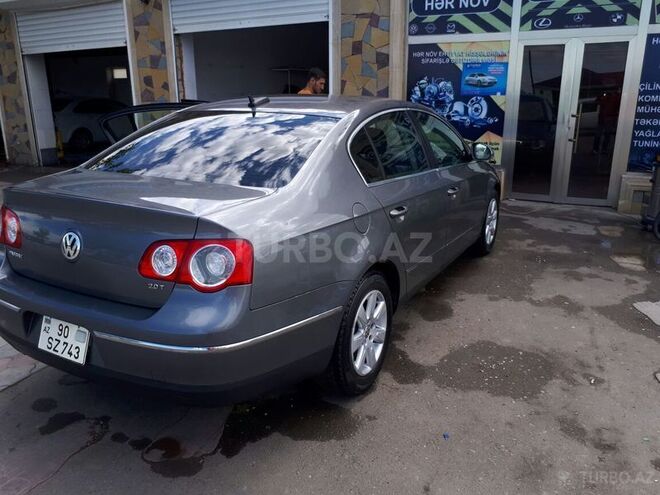 Volkswagen Passat 2005, 161,000 km - 1.8 л - Qazax