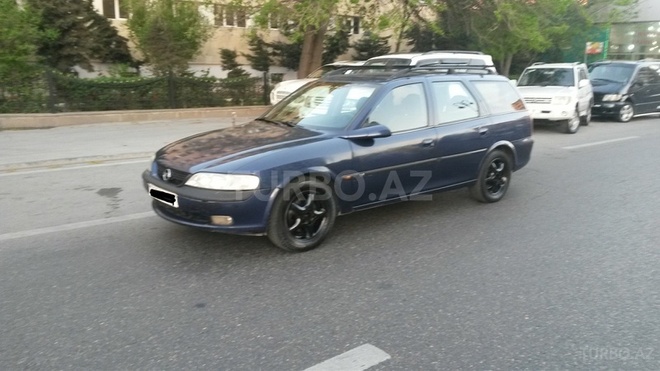 Opel Vectra 1998, 178,000 km - 2.0 l - Bakı