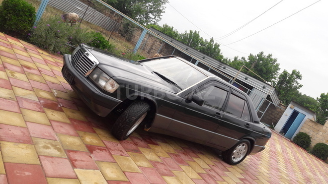 Mercedes 190 1990, 133,000 km - 2.0 л - Bərdə