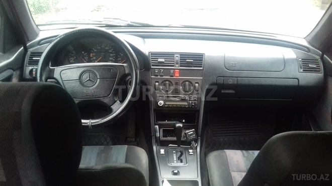 Mercedes C 220 1994, 300,000 km - 2.2 l - Masallı