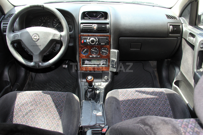 Opel Astra 1998, 138,000 km - 2.0 l - Bakı