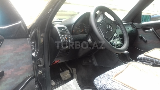 Mercedes C 180 1996, 295,000 km - 1.8 л - Bakı