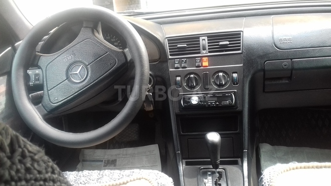 Mercedes C 180 1996, 295,000 km - 1.8 л - Bakı