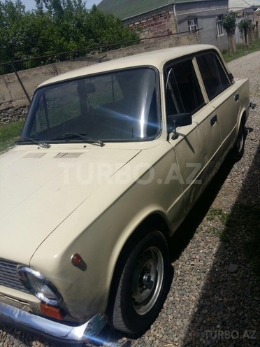LADA (VAZ) 21011 1985, 300,000 km - 1.3 l - Bakı