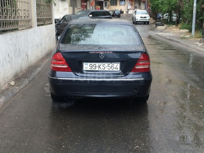 Mercedes C 240 2001, 208,341 km - 2.6 l - Bakı