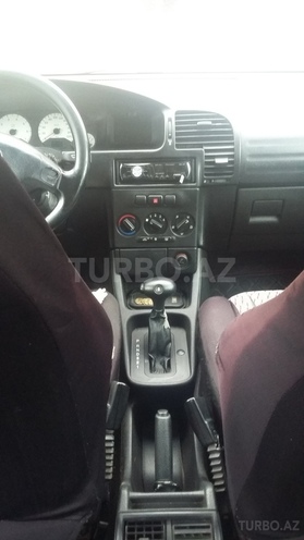 Opel Zafira 2002, 239,633 km - 2.2 л - Sumqayıt