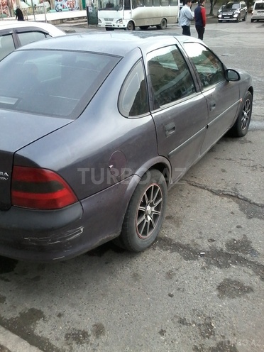 Opel Vectra 1996, 85,634 km - 1.6 l - Bakı