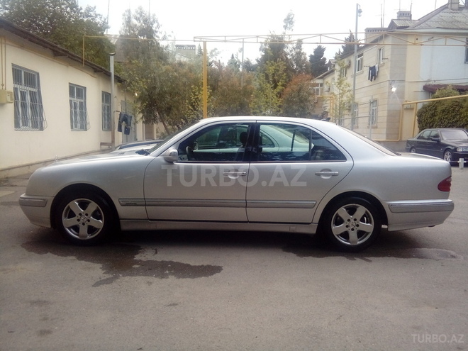 Mercedes E 240 2000, 256,000 km - 2.6 l - Sumqayıt