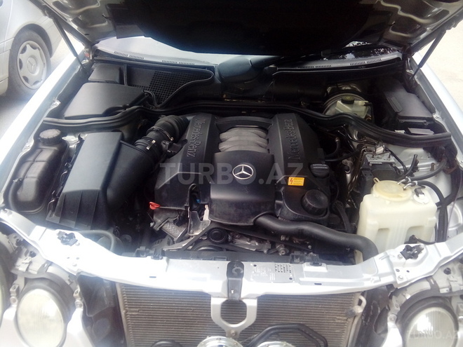 Mercedes E 240 2000, 256,000 km - 2.6 l - Sumqayıt