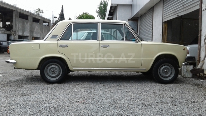 LADA (VAZ) 21011 1982, 440,000 km - 1.3 l - Şəki