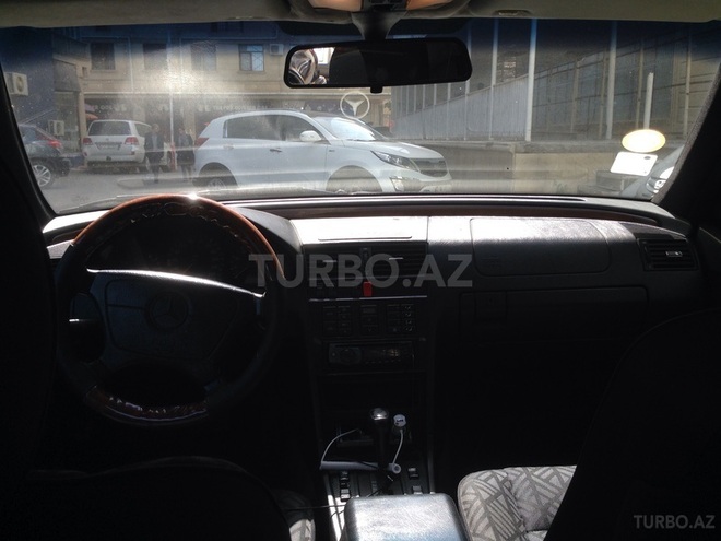 Mercedes C 200 1994, 215,000 km - 2.0 л - Bakı
