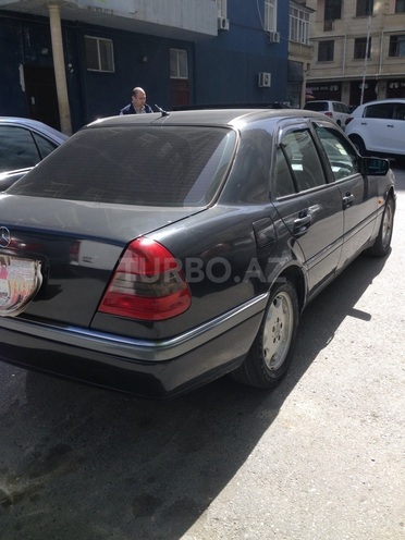 Mercedes C 200 1994, 215,000 km - 2.0 л - Bakı