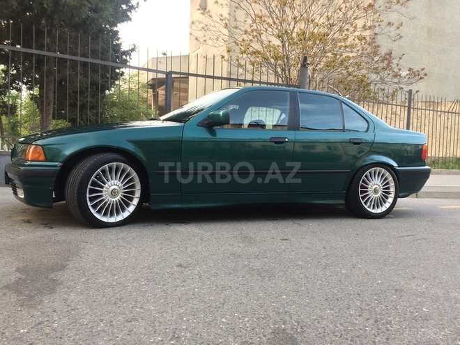 BMW 318 1993, 430,000 km - 0.2 l - Bakı