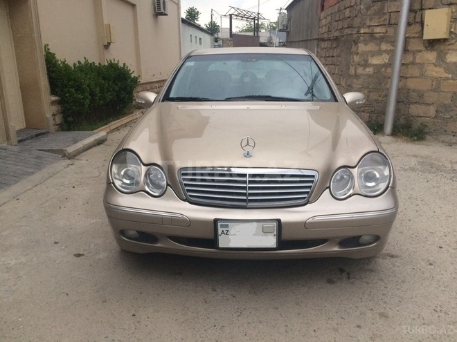 Mercedes C 240 2001, 200,000 km - 2.6 л - Bakı