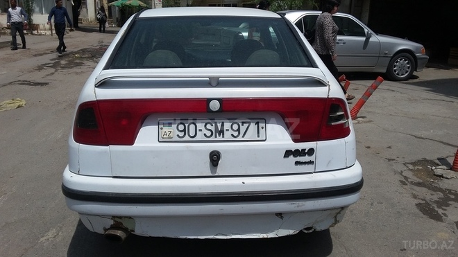 Volkswagen Polo 1995, 220,000 km - 1.4 l - Bakı