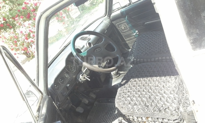 LADA (VAZ) 2106 1991, 100,000 km - 1.5 l - Şirvan