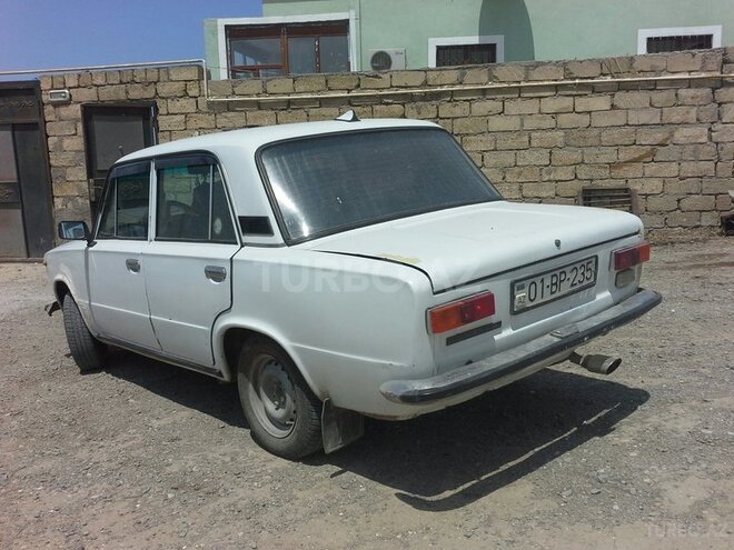 LADA (VAZ) 21011 1985, 400,000 km - 0.1 l - Sumqayıt