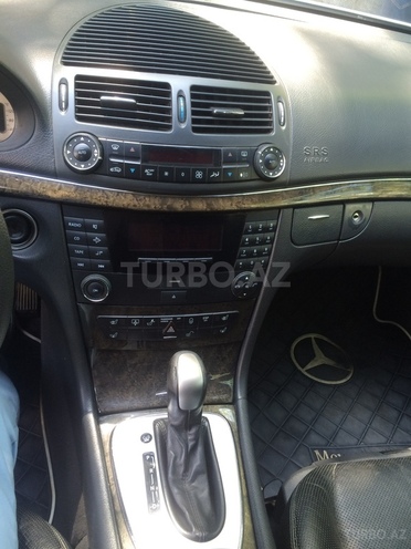 Mercedes E 320 2003, 207,000 km - 3.2 л - Bakı