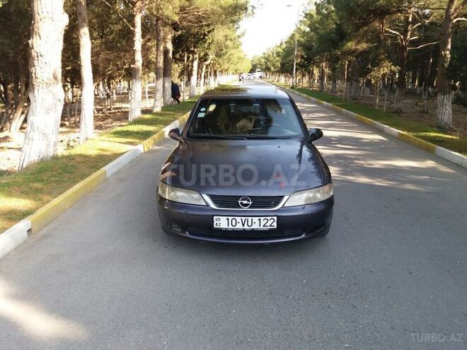 Opel Vectra 1997, 198,000 km - 2.0 l - Sumqayıt