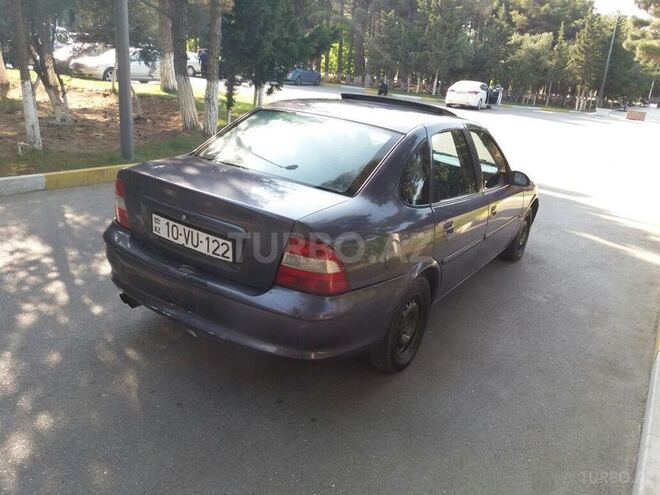 Opel Vectra 1997, 198,000 km - 2.0 l - Sumqayıt