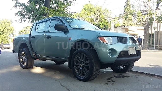 Mitsubishi L200 2008, 157,953 km - 2.5 l - Bakı