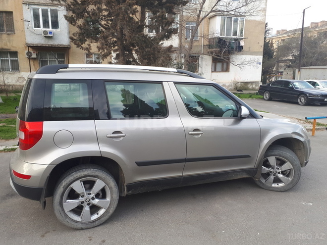 Skoda Yeti 2014, 55,000 km - 1.2 l - Bakı