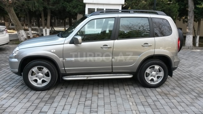 Chevrolet Niva 2014, 83,000 km - 1.7 л - Bakı