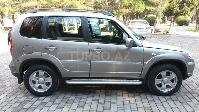 Chevrolet Niva 2014, 83,000 km - 1.7 л - Bakı