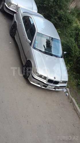 BMW 320 1993, 3,250,685 km - 0.2 l - Bakı
