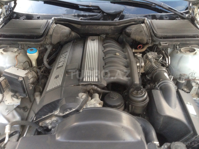 BMW 523 1997, 350,000 km - 2.5 л - Bakı