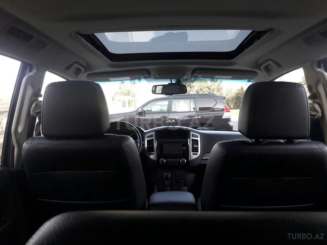 Mitsubishi Pajero 2015, 32,500 km - 3.0 l - Bakı