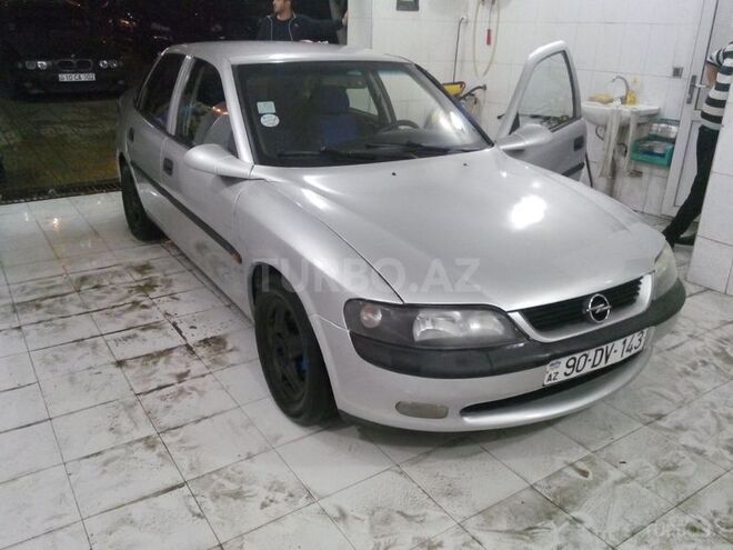 Opel Vectra 1996, 180,000 km - 1.8 l - Bakı