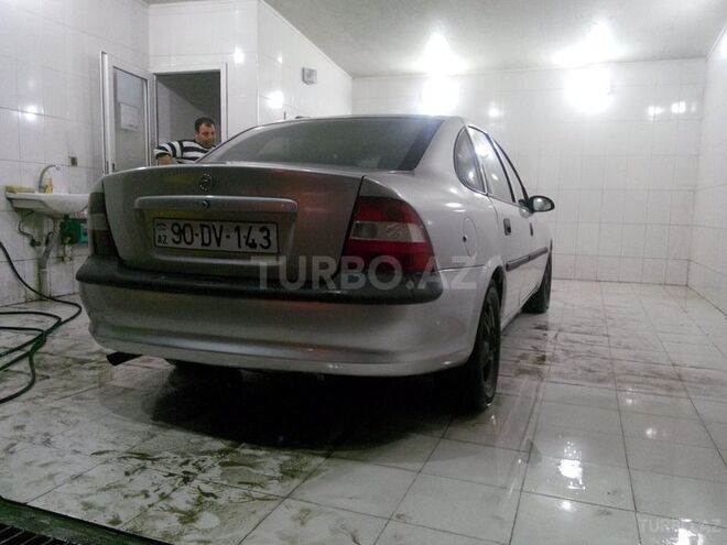 Opel Vectra 1996, 180,000 km - 1.8 l - Bakı