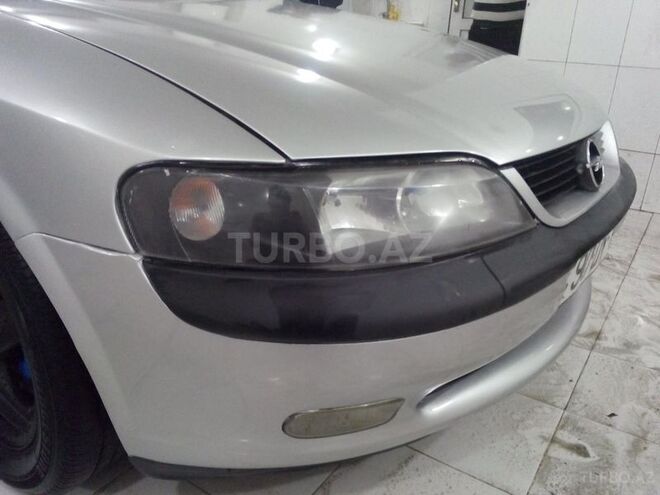 Opel Vectra 1996, 180,000 km - 1.8 l - Bakı