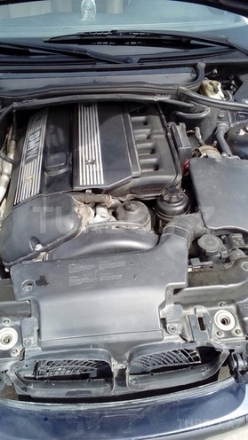 BMW 325 2002, 340,000 km - 2.5 l - Bakı
