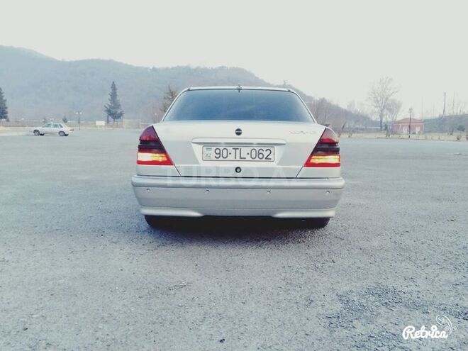 Mercedes C 240 1998, 231,400 km - 2.4 l - Zaqatala