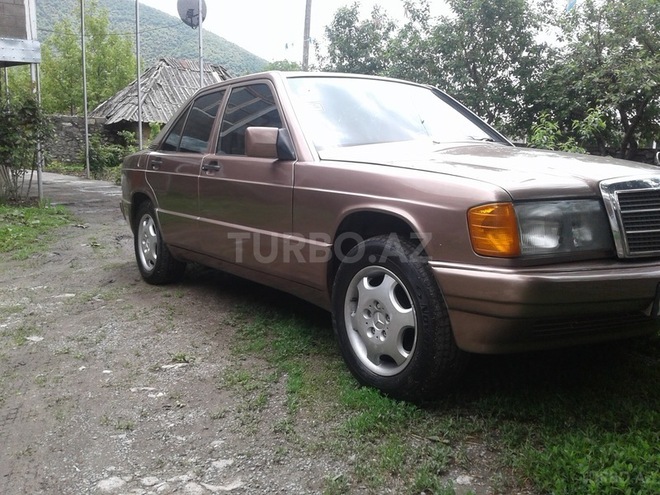 Mercedes 190 1992, 350,000 km - 0.2 l - Şəki
