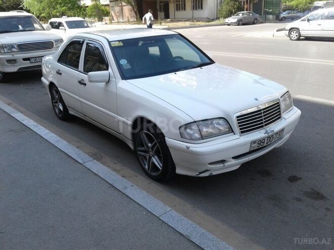 Mercedes C 230 1998, 186,000 km - 2.3 l - Bakı